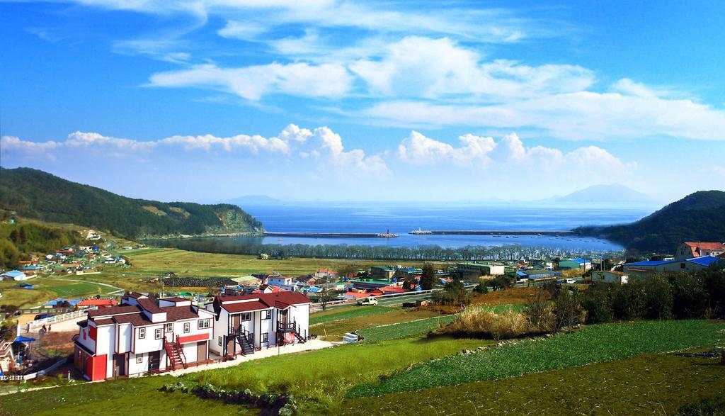 Bluesean Pension Namhae Zewnętrze zdjęcie
